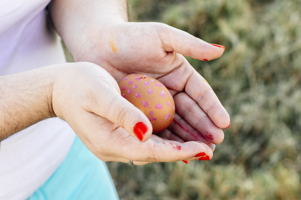 Yellow Savages atividades para os miúdos Pintar ovos da Páscoa